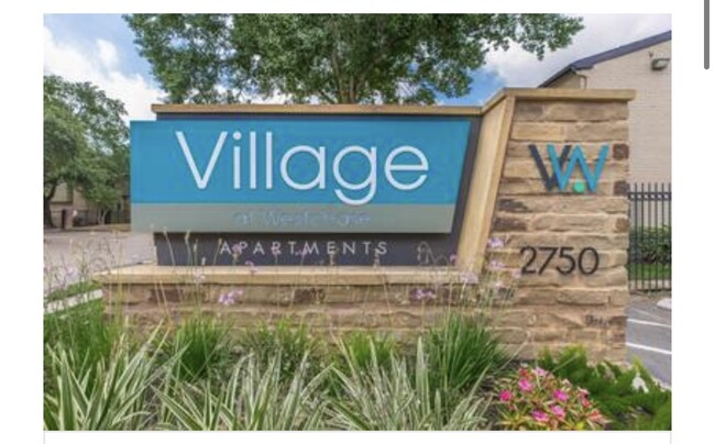 Building Photo - 2751 Wallingford Dr