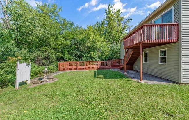 Building Photo - 544 N Hainesville Rd