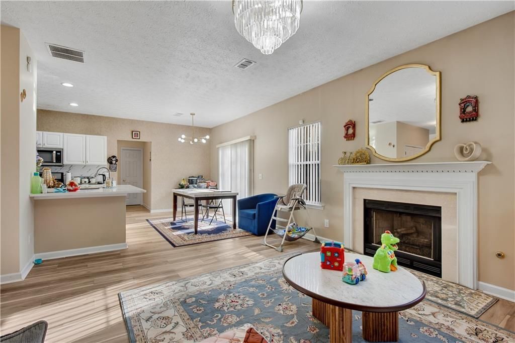 Building Photo - 10005 Lauren Hall Ct