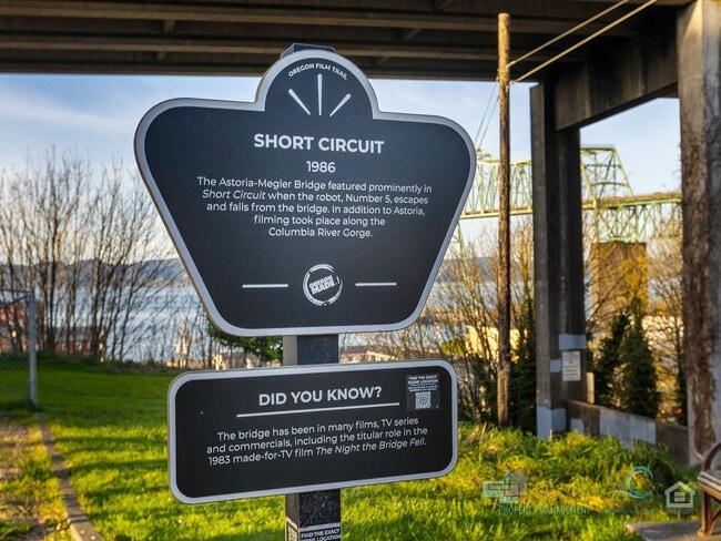 Building Photo - 50% OFF MOVE-IN SPECIAL