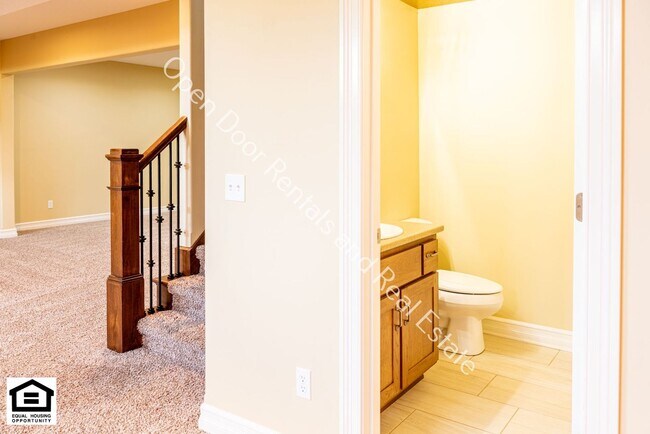 Building Photo - 13558 Paperbark Trail