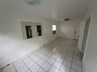 Building Photo - 2430 SW 25th Ter