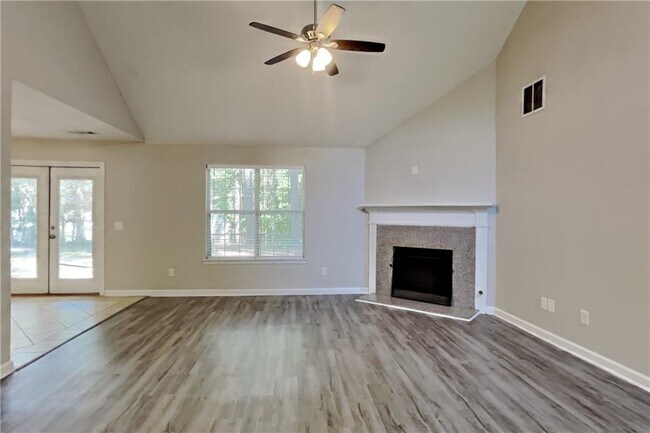 Building Photo - 8435 Sapphire Ln