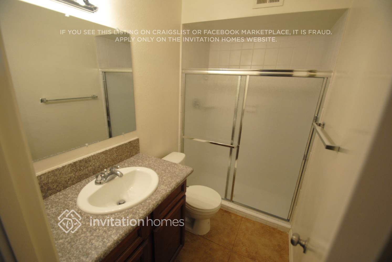 Building Photo - 514 E Westchester Dr