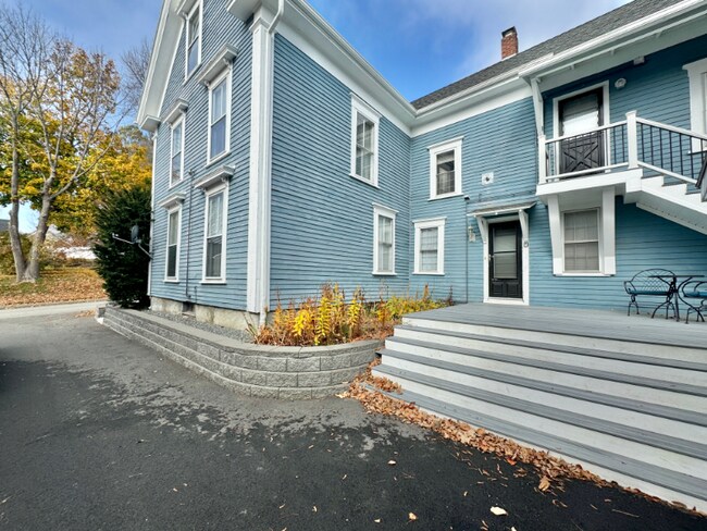 Building Photo - 23 Mechanic St