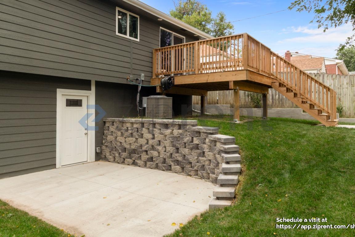 Building Photo - 5323 P St