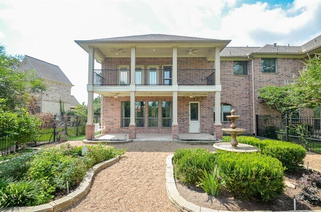 Building Photo - 42 N Knights Crossing Dr