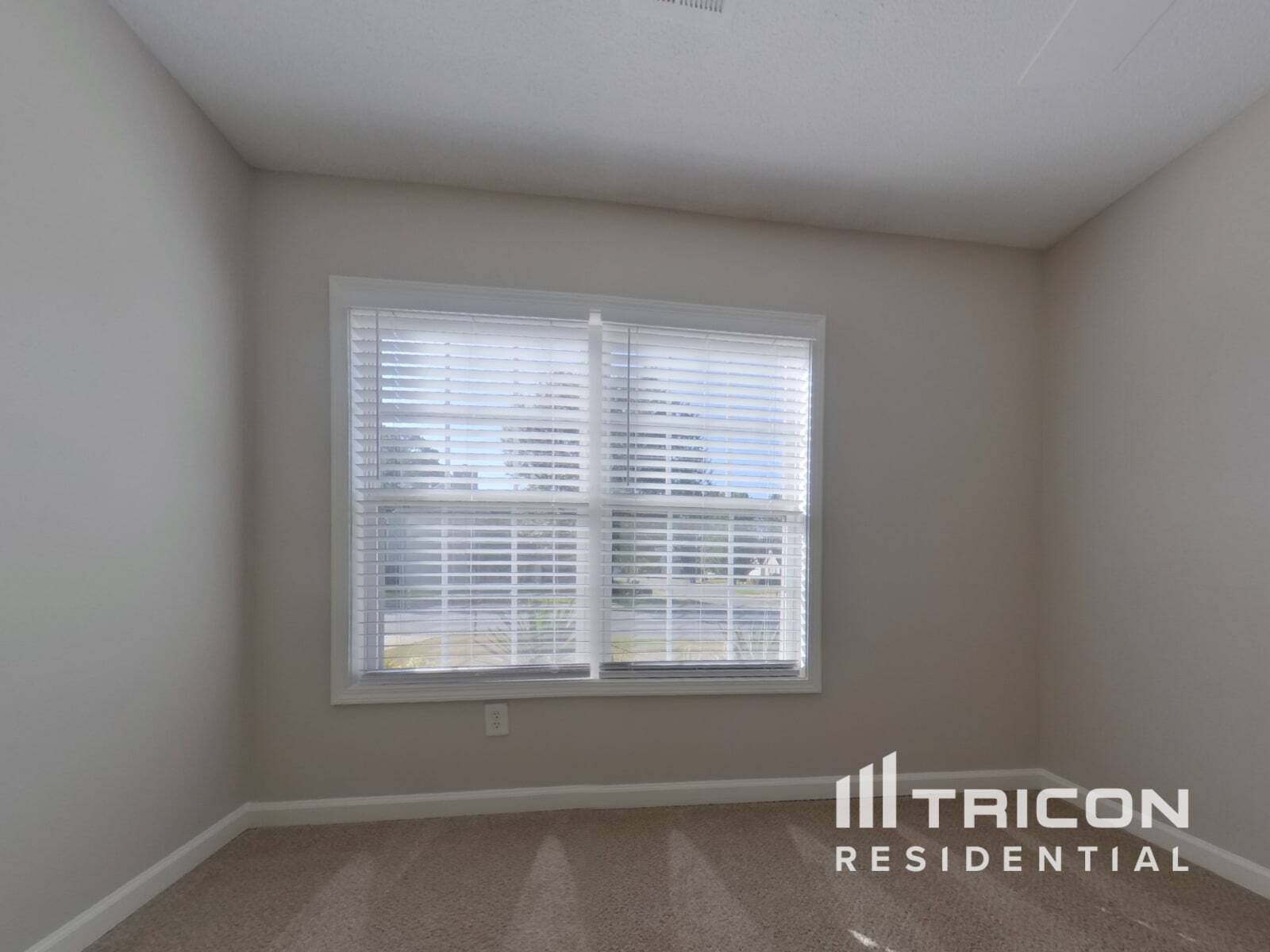 Building Photo - 107 Bainbridge Way
