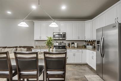 Building Photo - 1109 Emerald Pools Ln