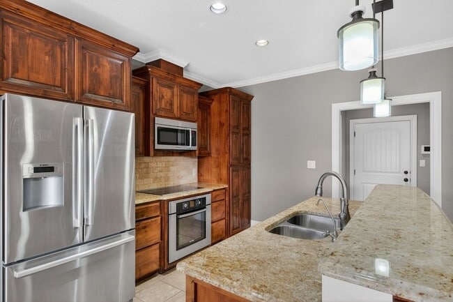 Building Photo - 1122 Porterfield Rd