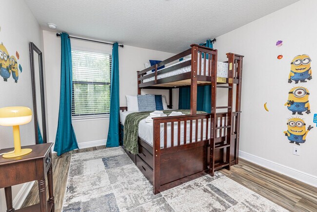 Building Photo - 8079 Brooksville Dr