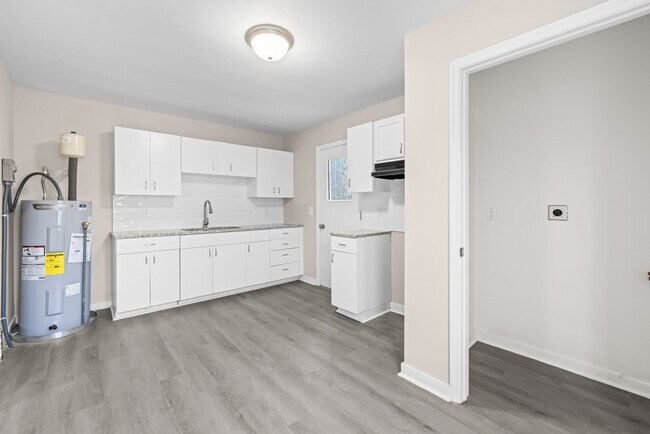 Building Photo - 5717 Avenue O