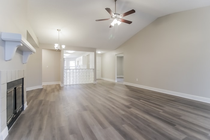 Building Photo - 468 Holbrook Cir