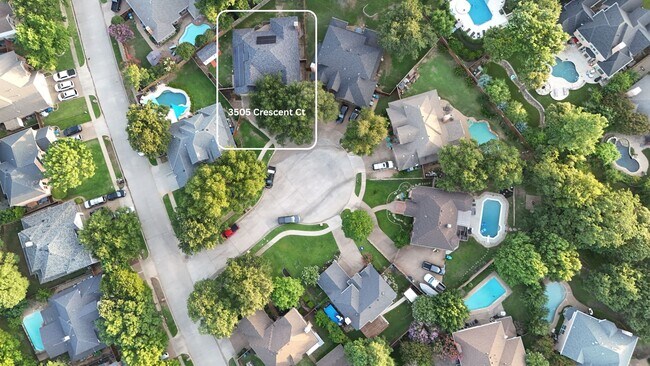 Building Photo - 3505 Crescent Ct