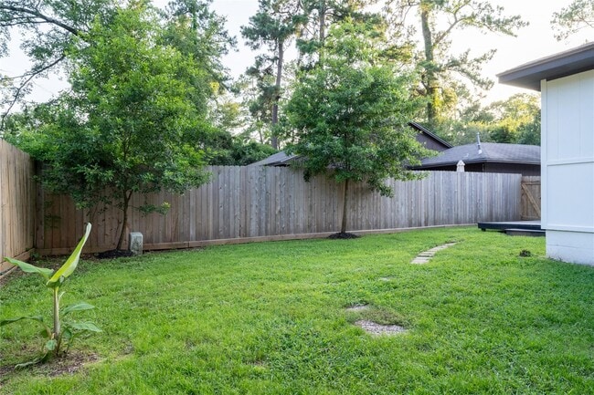 Building Photo - 10 N Wavy Oak Cir