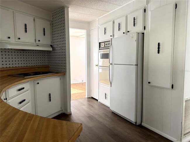 Building Photo - 3221 SE 39th Ave