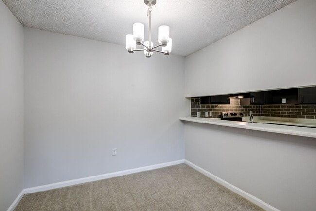 Building Photo - Southland Station Apartments