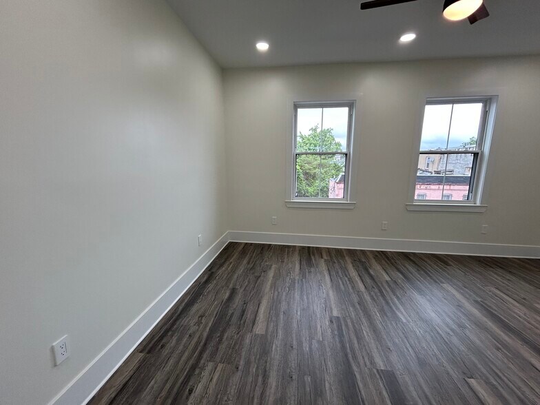 Building Photo - 1808 W Susquehanna Ave