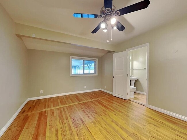 Building Photo - 4533 Albury Ave