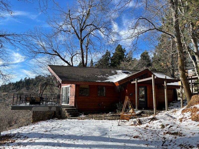 Building Photo - 28625 Willow Rd