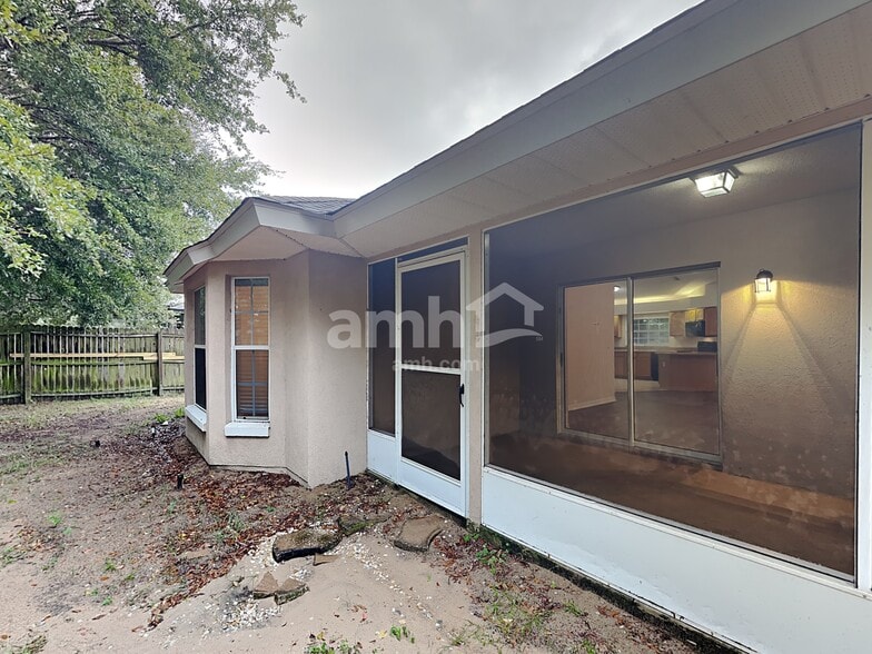 Building Photo - 4611 Treasure Cay Rd