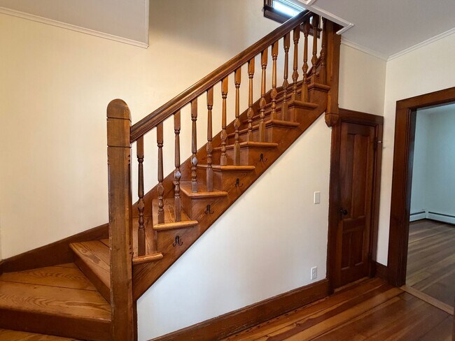 Building Photo - NOW AVAILABLE - Single Family Home in North Adams