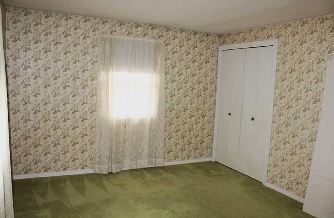 Bedroom - 15601 Bull Rapids Rd