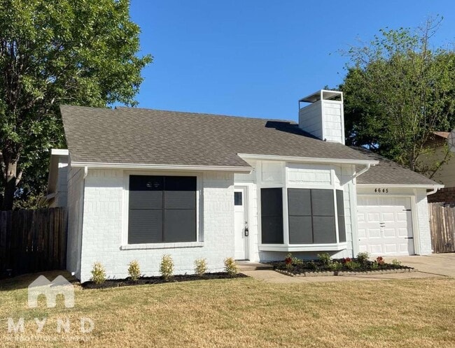 Building Photo - 4645 Baytree Dr