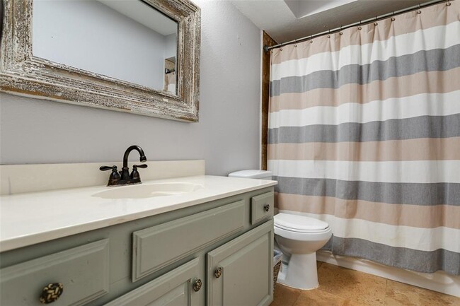 Building Photo - 1106 Lockridge-