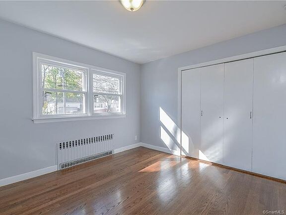 Building Photo - 19 Leonard Pl