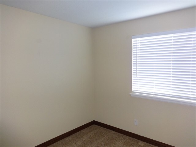 Building Photo - 6719 E 129th Pl