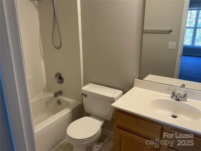 Building Photo - 16952 Commons Creek Dr