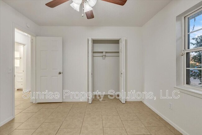 Building Photo - 1201 Mcdonald Dr