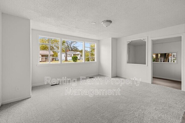 Building Photo - 1893 Princeton Ct SW