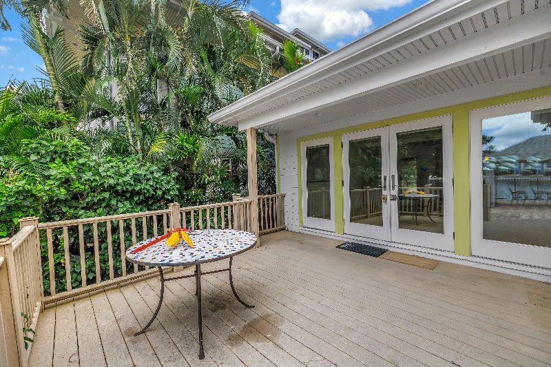 Building Photo - 2605 Pass a Grille Way