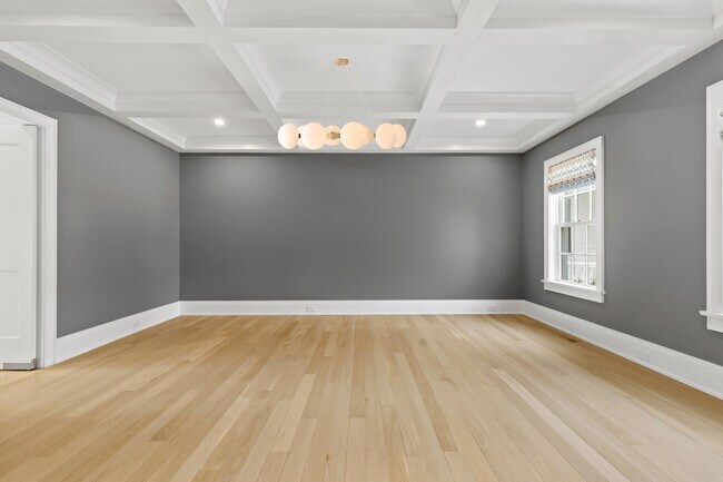 Building Photo - 25 Hunt Pl