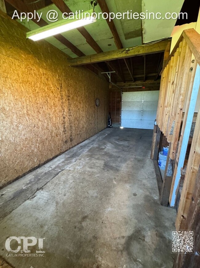 Building Photo - 3400 Columbia Heights Rd