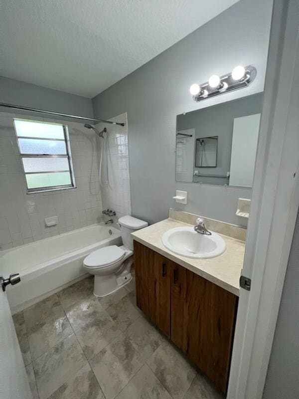 Building Photo - 1403 22nd Ave E