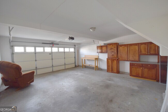 Building Photo - 208 Turnbridge Cir