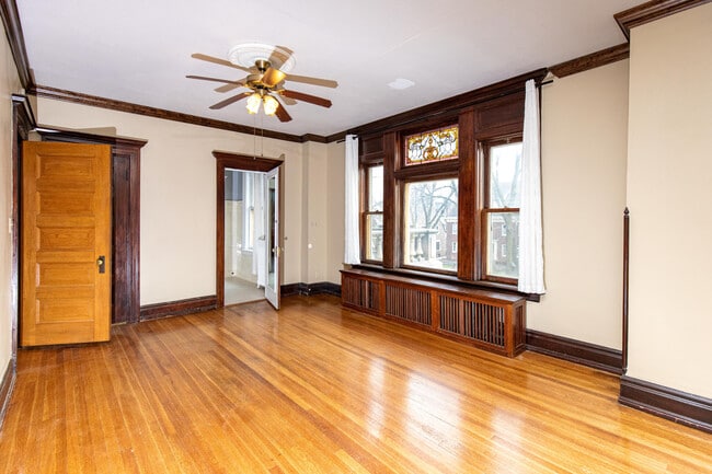 Building Photo - 2836 E Belleview Pl