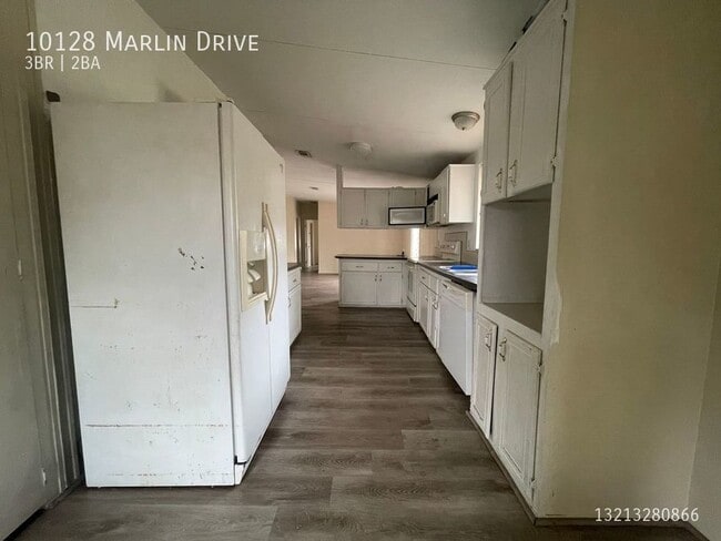 Building Photo - 10128 Marlin Dr