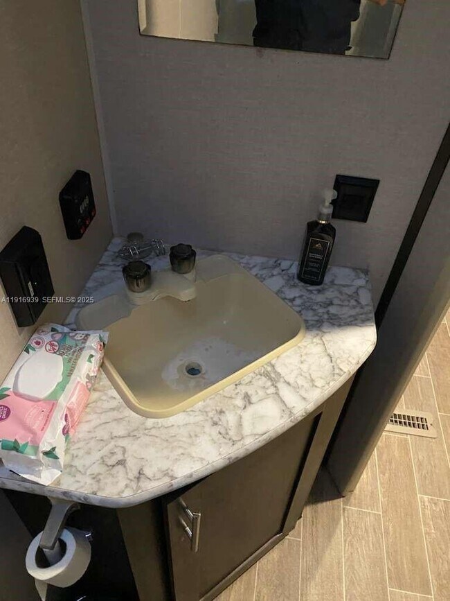 Building Photo - 25236 SW 133rd Ave