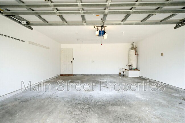 Building Photo - 9075 Caribbean Dr