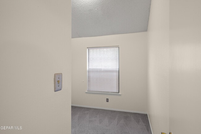 Building Photo - 5612 Mickey Mantle Ave