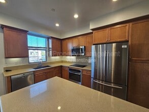 Building Photo - 209 Westpark Ct