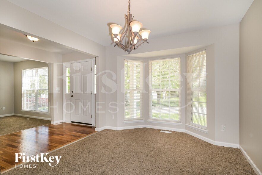 Building Photo - 259 Hickory Wood Dr