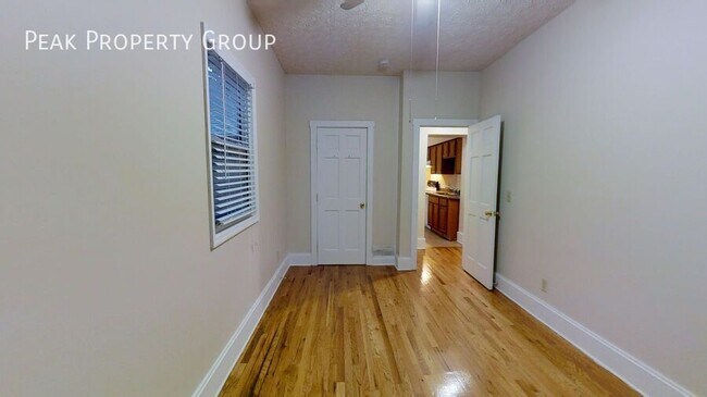 Building Photo - 45 1/2 Euclid Avenue-