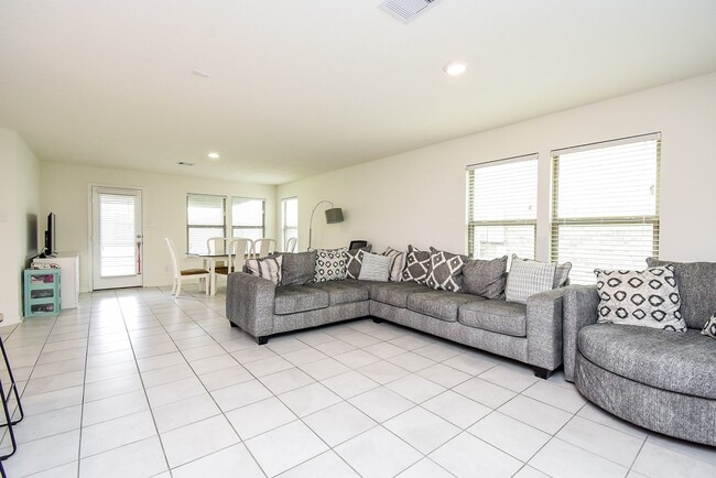 Building Photo - 20911 Teocalli Dr