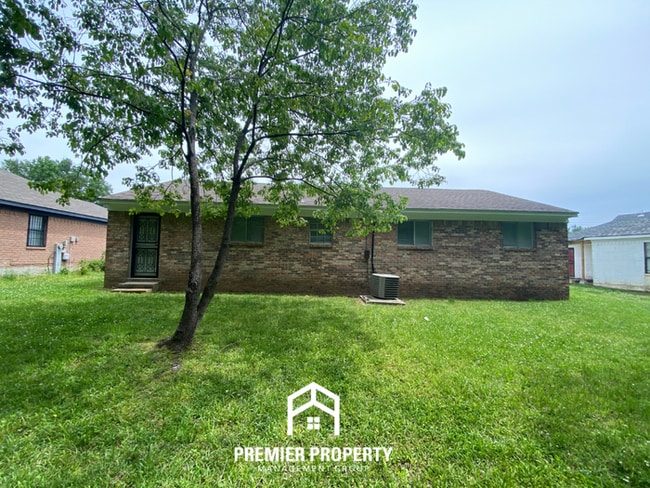 Building Photo - Spacious 4BR Family Home in Raleigh | Modern Tile Floors & Spacious Backyard