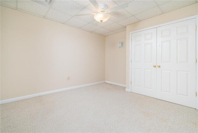 Building Photo - 12553 Kensington Blvd